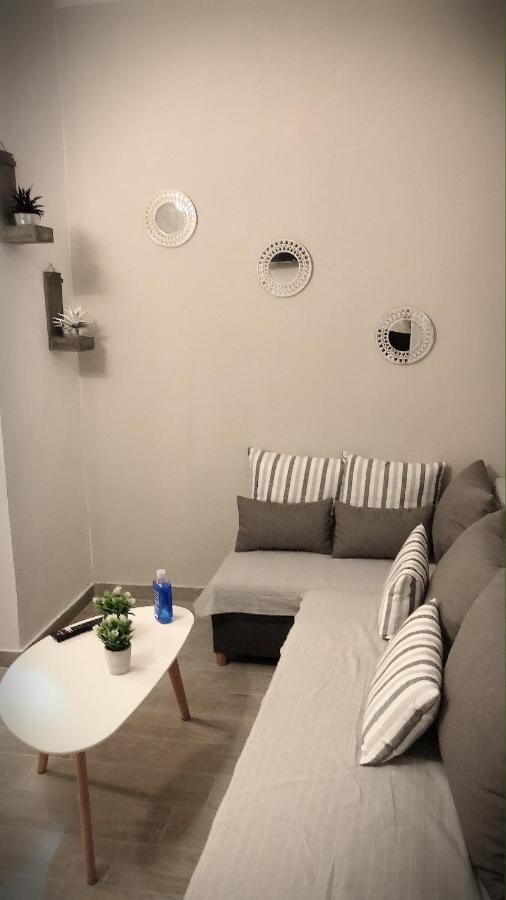 The Green Apartment Kavala Bagian luar foto